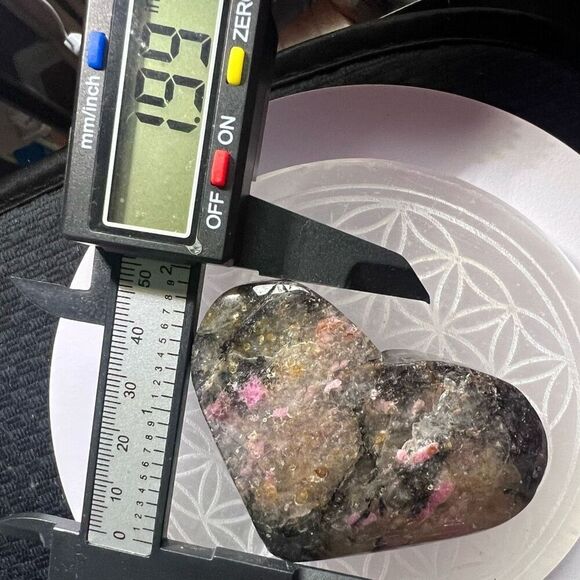 Icy Rhodonite Crystal Heart Carving - Picture 9 of 12